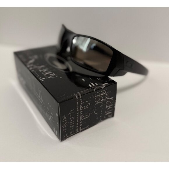 Oakley GASCAN Black Matte Frame OO9014 Chrome Iridium Lenses - Picture 3 of 7